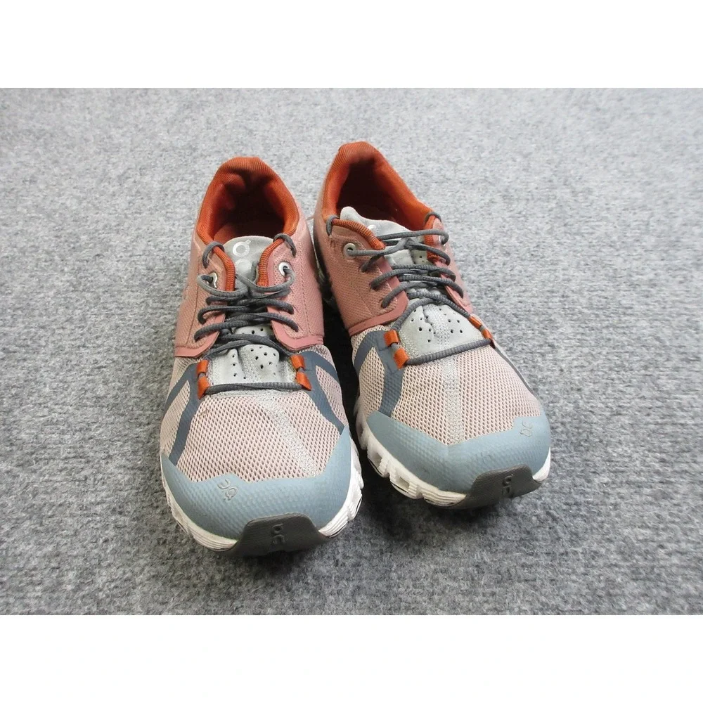 On Cloud Running Shoes Womens Size 9 Lightweight Swiss Athletic Trainers Sneaker